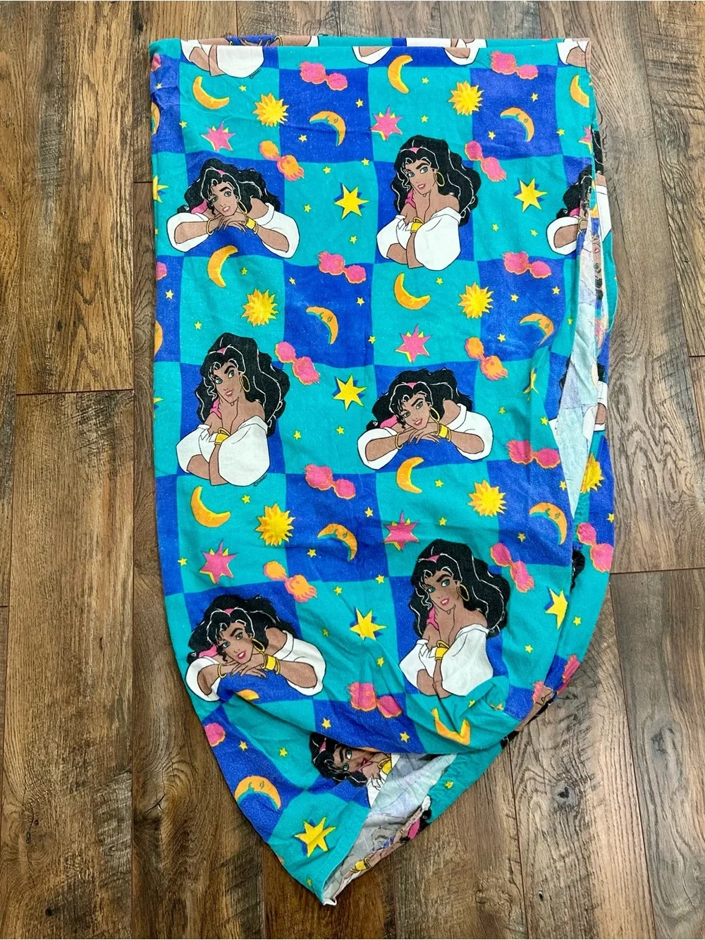 VNTG 1990s Disney The Hunchback of Notre Dame Esmeralda pillowcase and sheet